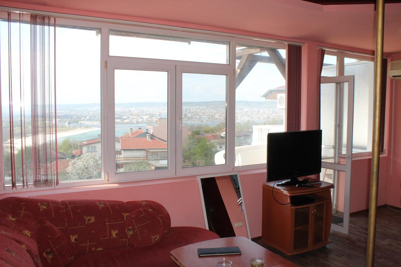 Family Hotel Ludo Varna Exterior photo