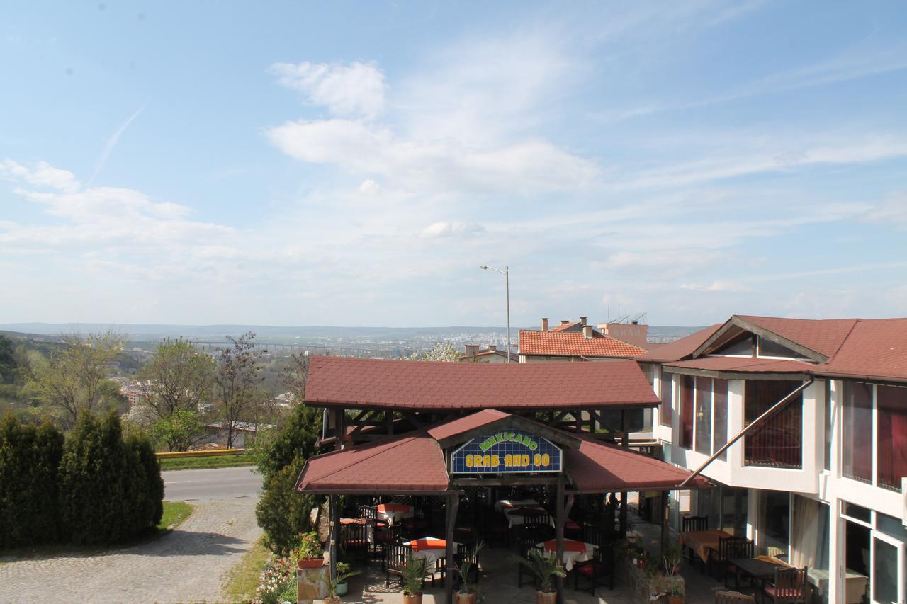 Family Hotel Ludo Varna Exterior photo